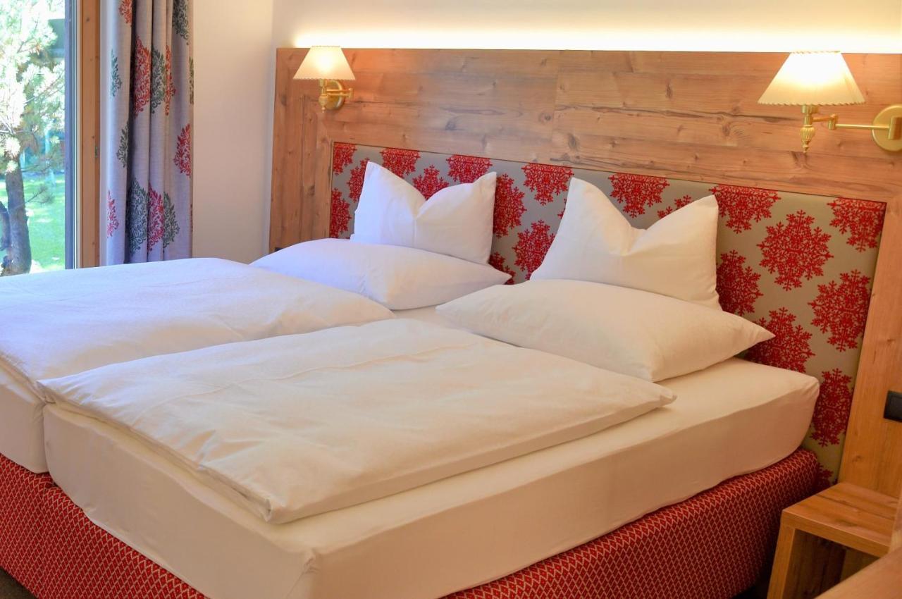 Hotel Dr Otto Murr B&B Sankt Anton am Arlberg Bagian luar foto