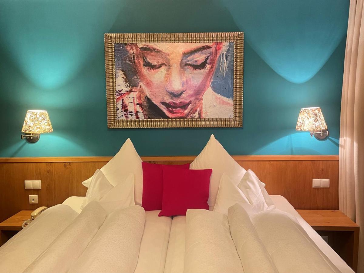 Hotel Dr Otto Murr B&B Sankt Anton am Arlberg Bagian luar foto