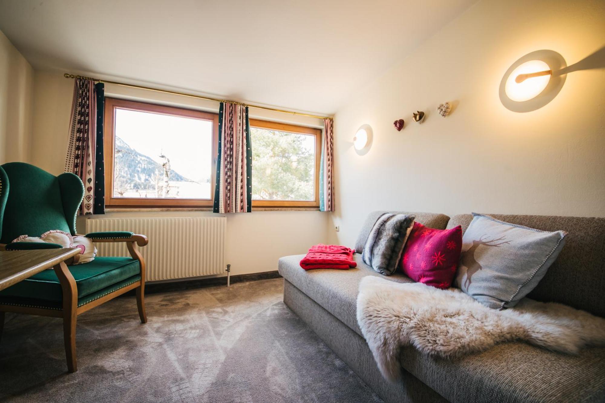Hotel Dr Otto Murr B&B Sankt Anton am Arlberg Bagian luar foto