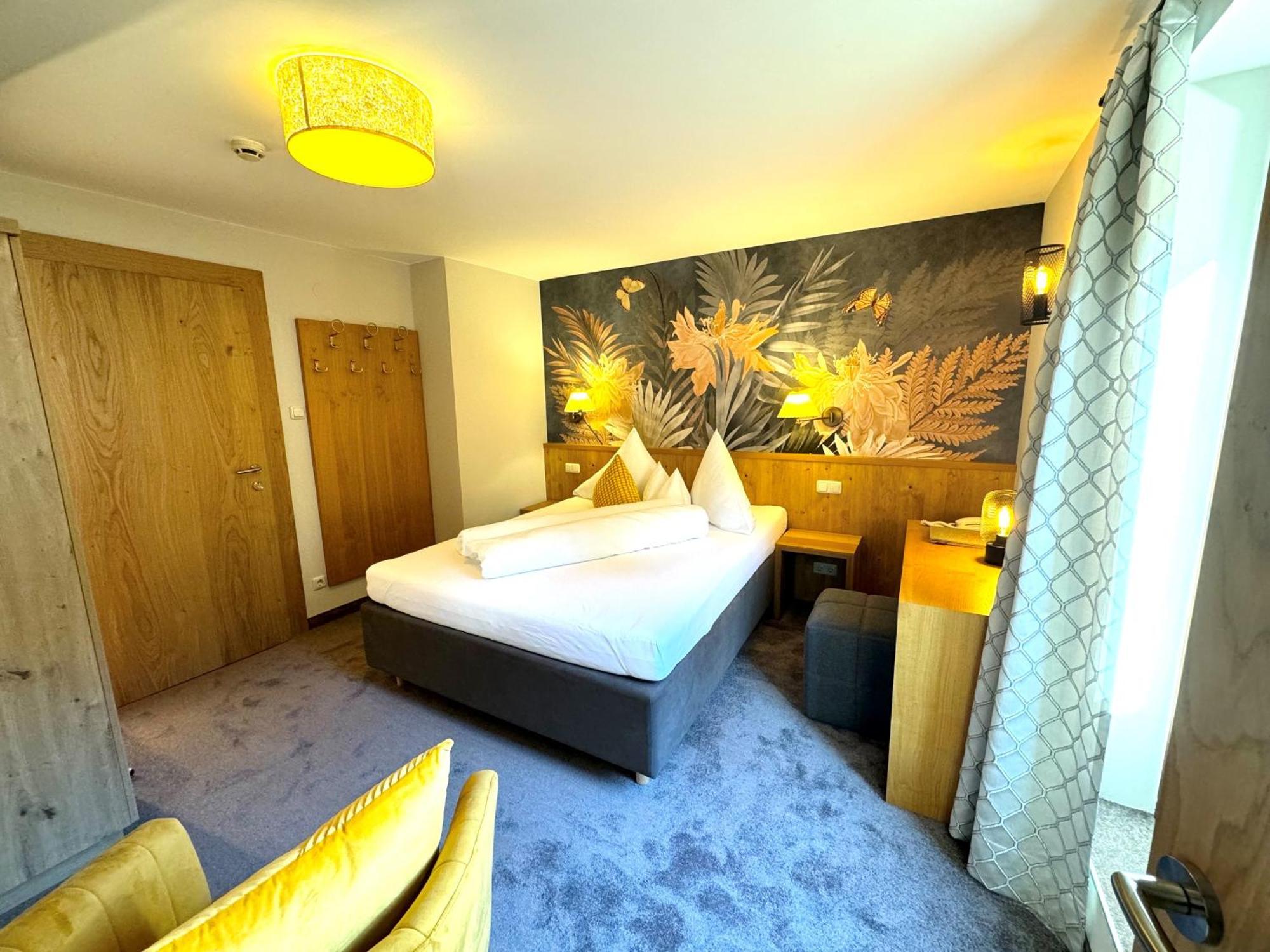 Hotel Dr Otto Murr B&B Sankt Anton am Arlberg Bagian luar foto