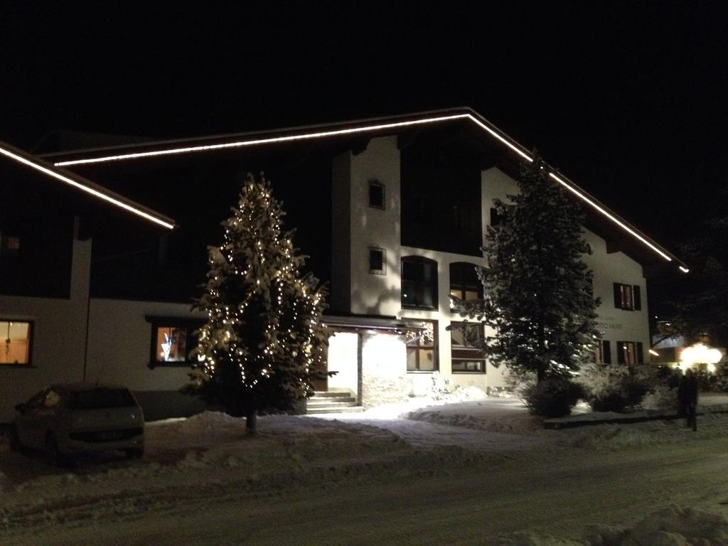 Hotel Dr Otto Murr B&B Sankt Anton am Arlberg Bagian luar foto
