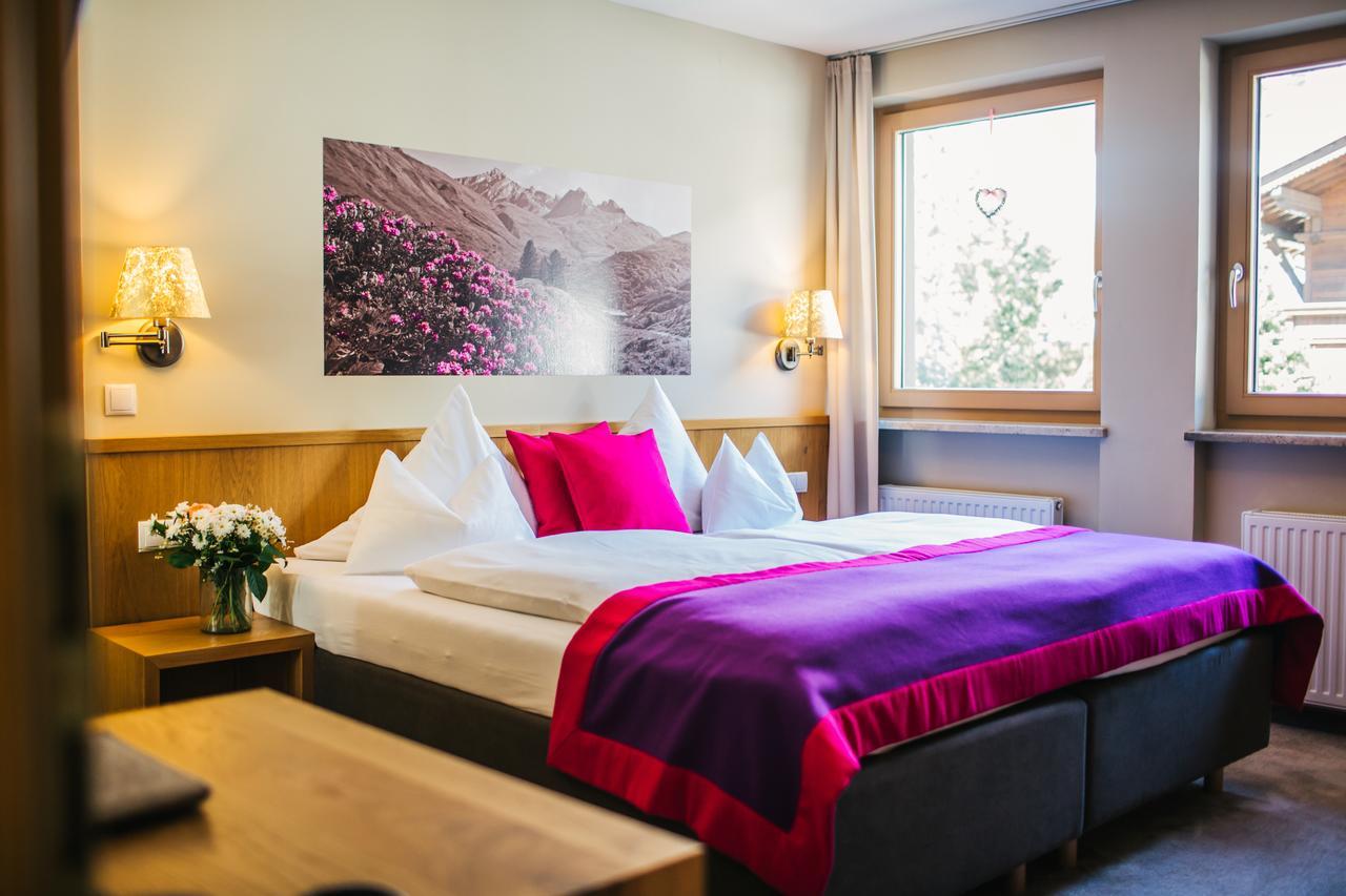 Hotel Dr Otto Murr B&B Sankt Anton am Arlberg Bagian luar foto