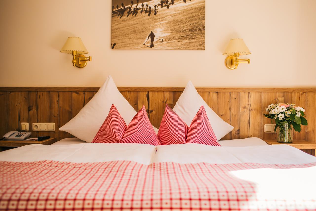 Hotel Dr Otto Murr B&B Sankt Anton am Arlberg Bagian luar foto